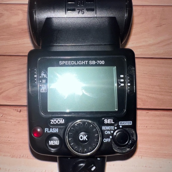 Nikon Speedlight 7b-700 - Picture 6 of 8